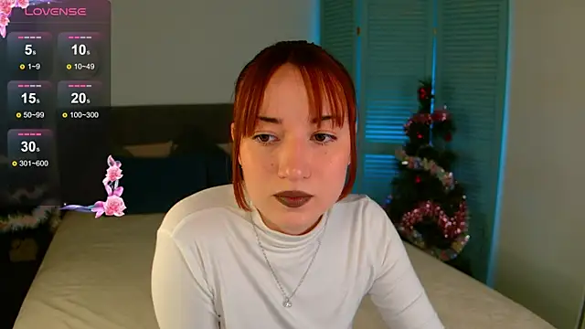 Snapshot of Maddy_Garcia chatting on 12/13/25, 09:53 Maddy Garcia online show from 12/13/25, 09:53