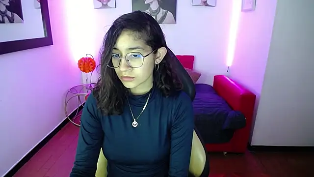 Snapshot of Lili_Gomez_ chatting on 01/23/25, 12:19 Lili Gomez online show from 01/23/25, 12:19