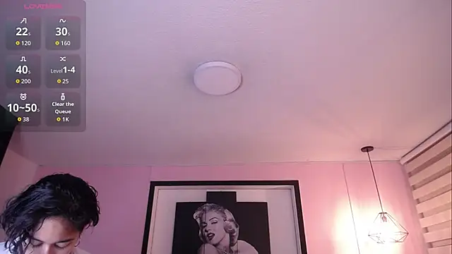 Snapshot of Lili_Gomez_ chatting on 09/26/25, 12:42 Lili Gomez online show from 09/26/25, 12:42