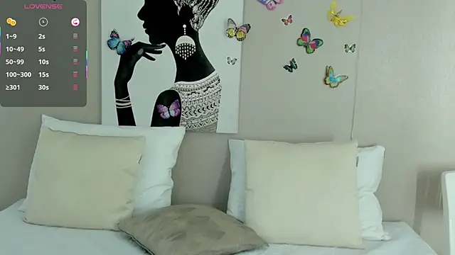 Adelesmithh online show from 10/01/25, 11:38