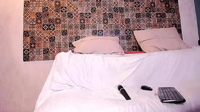 Pamela Johnsonn online show from 02/28/25, 10:39