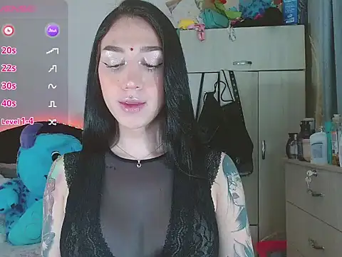 karla zambrano online show from 03/08/25, 02:23