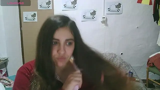 Snapshot of Ursumi1 chatting on 01/19/25, 07:58 Ursumi1 online show from 01/19/25, 07:58