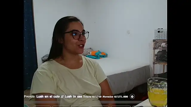 Ursumi1 online show from 09/18/25, 08:00