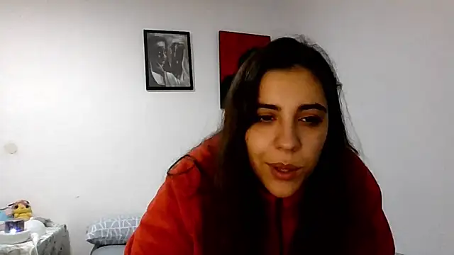 Snapshot of Ursumi1 chatting on 11/20/25, 07:35 Ursumi1 online show from 11/20/25, 07:35