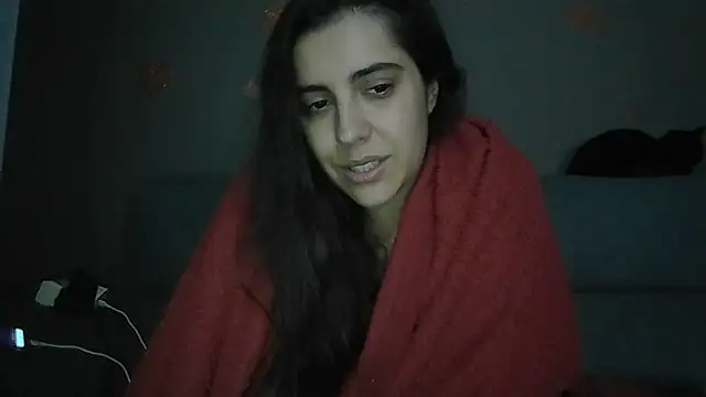 Snapshot of Ursumi1 chatting on 12/16/25, 10:37 Ursumi1 online show from 12/16/25, 10:37