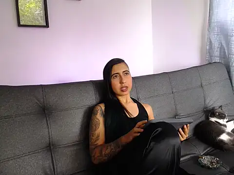 aria jhonsson online show from 06/02/26, 07:05