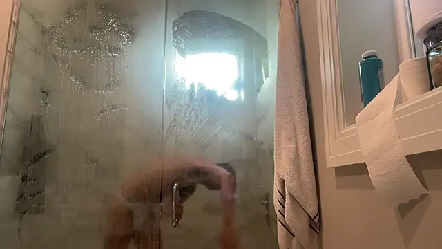 69woodinson online show from 12/18/25, 01:17