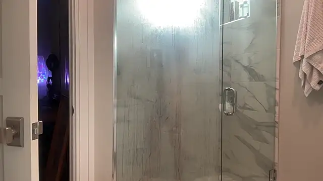 69woodinson online show from 12/21/25, 02:24