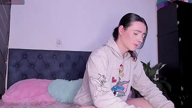 elafranco  online show from 01/31/25, 01:45