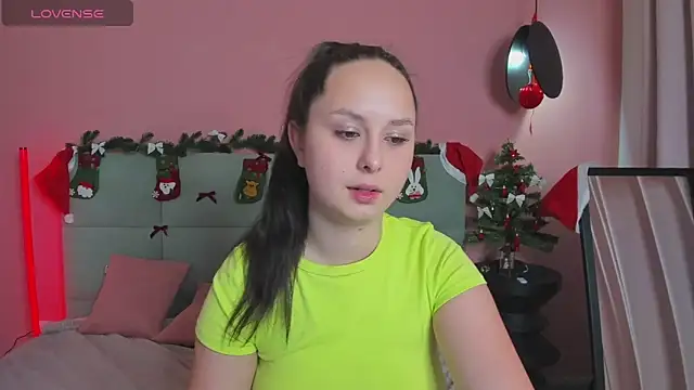 BeatriceReeves online show from 12/19/25, 01:01