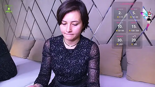 Ishtar Divine online show from 10/18/25, 03:46