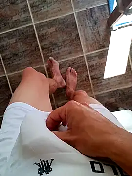 Snapshot of paubabando_ chatting on 03/05/25, 12:22 paubabando online show from 03/05/25, 12:22