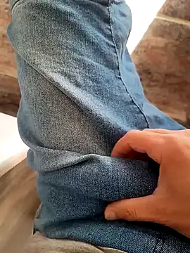 Snapshot of paubabando_ chatting on 03/17/25, 12:14 paubabando online show from 03/17/25, 12:14