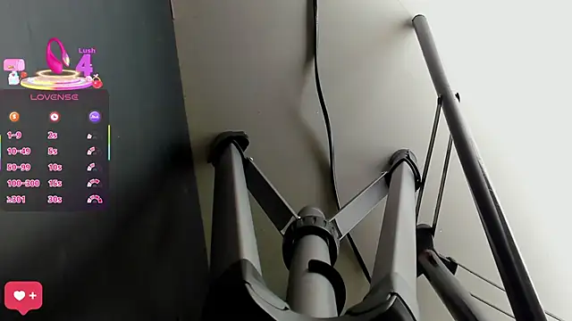 Tamaraa Serra online show from 10/23/25, 12:59