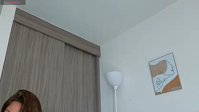 Tamaraa Serra online show from 11/26/25, 04:19