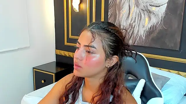 Snapshot of yaya23x chatting on 02/08/25, 12:28 yaya23x online show from 02/08/25, 12:28