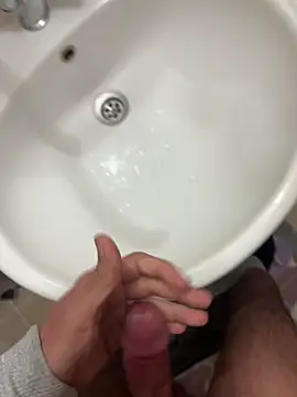 denizli18 online show from 04/05/26, 02:14