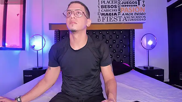 JoshMillerr  online show from 03/15/25, 07:59