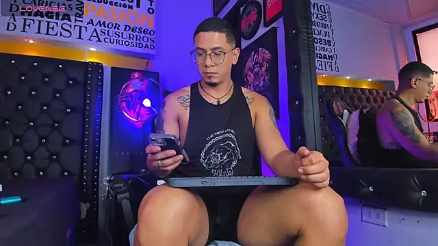 JoshMillerr  online show from 05/28/26, 07:22