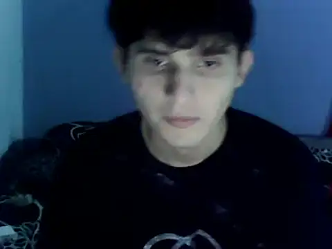 Snapshot of Charley_quin chatting on 12/13/24, 12:31 Charley quin online show from 12/13/24, 12:31