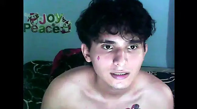 Snapshot of Charley_quin chatting on 12/24/24, 03:38 Charley quin online show from 12/24/24, 03:38