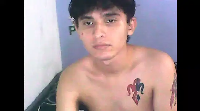 Snapshot of Charley_quin chatting on 01/06/25, 12:27 Charley quin online show from 01/06/25, 12:27