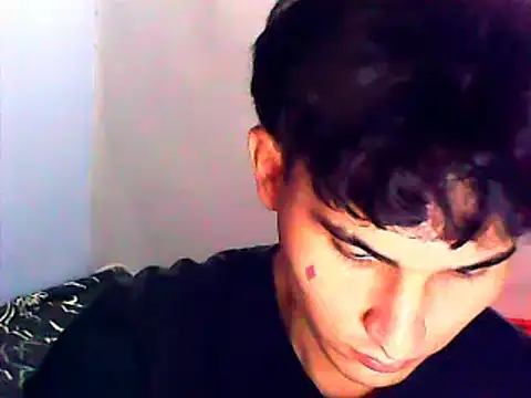 Snapshot of Charley_quin chatting on 01/25/25, 02:26 Charley quin online show from 01/25/25, 02:26