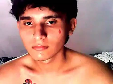 Snapshot of Charley_quin chatting on 02/01/25, 02:37 Charley quin online show from 02/01/25, 02:37