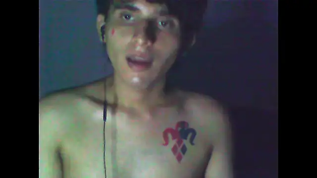 Snapshot of Charley_quin chatting on 02/24/25, 02:30 Charley quin online show from 02/24/25, 02:30