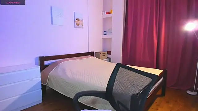 Ellista online show from 02/28/25, 02:09