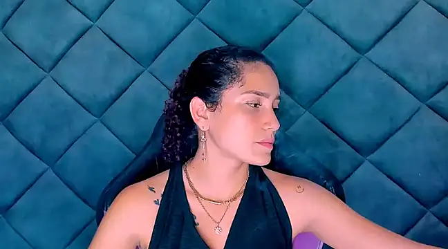 Nellyhills online show from 02/09/25, 10:43