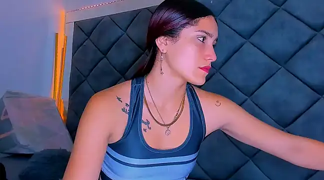 Nellyhills online show from 03/18/25, 01:09