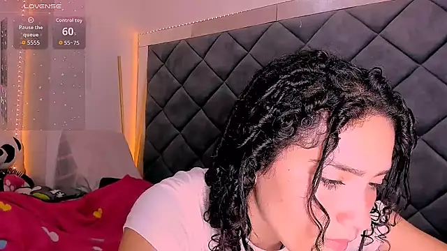 Nellyhills online show from 09/17/25, 11:28