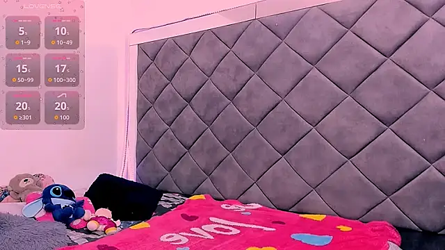 Nellyhills online show from 11/08/25, 12:49