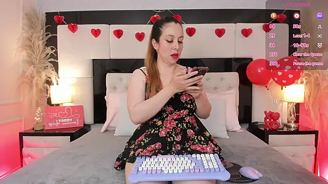 CarlaRossi  online show from 02/18/26, 08:05