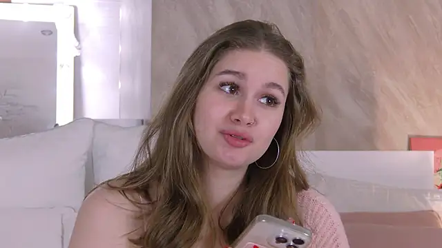 EllieHayes online show from 01/12/26, 08:14