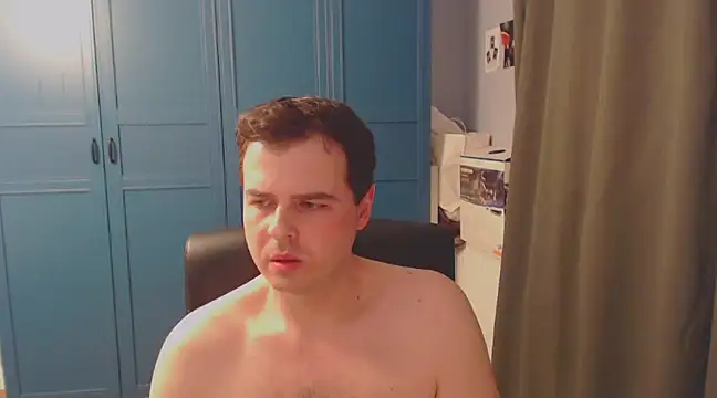 CuteMan33 online show from 12/22/24, 10:04