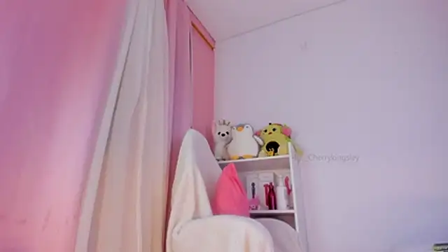  cherrykingsley1 online show from 12/14/25, 11:42