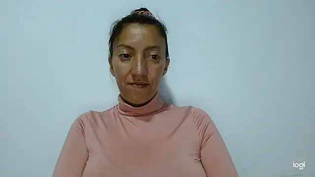 Snapshot of kaybabyhot chatting on 11/18/25, 08:35 kaybabyhot online show from 11/18/25, 08:35