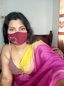 Snapshot of Hot-Angel_ chatting on 01/01/25, 06:15 Hot-Angel online show from 01/01/25, 06:15