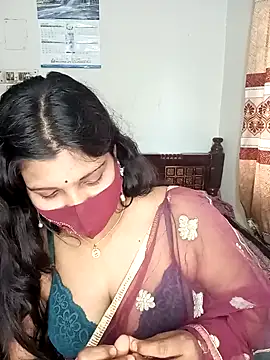 Snapshot of Hot-Angel_ chatting on 01/11/25, 02:41 Hot-Angel online show from 01/11/25, 02:41