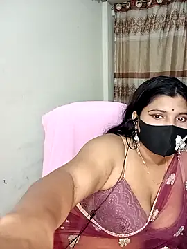 Snapshot of Hot-Angel_ chatting on 02/04/25, 12:11 Hot-Angel online show from 02/04/25, 12:11