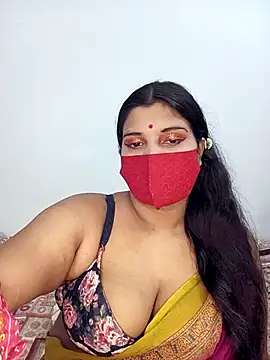 Snapshot of Hot-Angel_ chatting on 10/04/25, 05:33 Hot-Angel online show from 10/04/25, 05:33