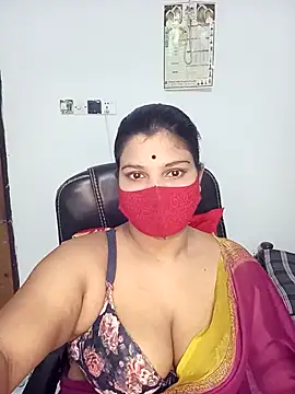 Hot-Angel  online show from 10/07/25, 07:44