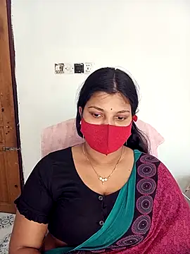 Snapshot of Hot-Angel_ chatting on 11/19/25, 06:02 Hot-Angel online show from 11/19/25, 06:02