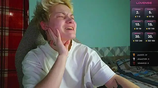 esajukyy online show from 12/14/24, 05:58