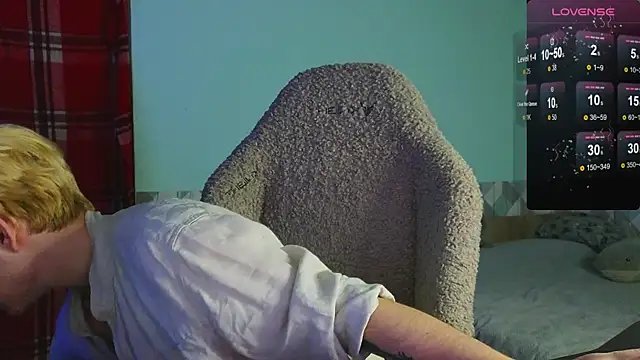 esajukyy online show from 12/20/24, 02:05