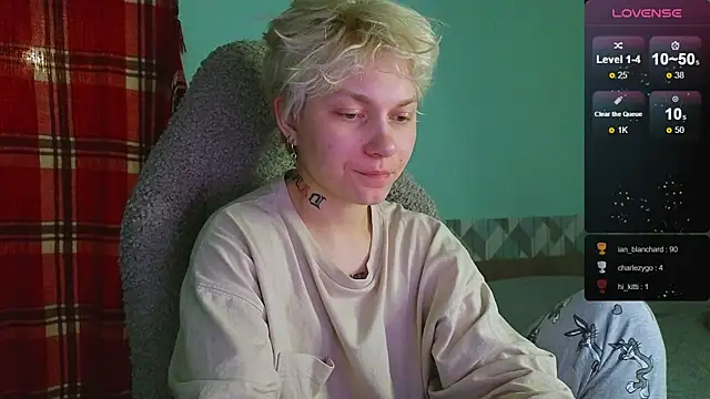 esajukyy online show from 01/11/25, 07:27