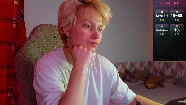 esajukyy online show from 02/13/25, 06:05